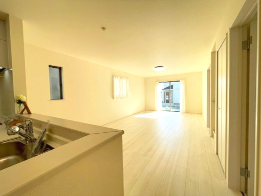 沼津市市中沢田Ⅰ　新築戸建　全6棟　B棟　　の居間・リビング