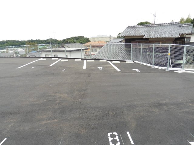 長府新松原駐車場の駐車場