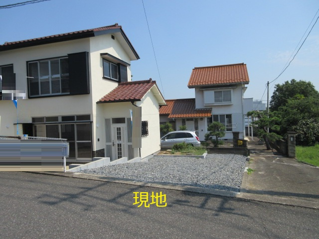 中古戸建　熊谷市冑山138-2（リフォーム住宅）の駐車場