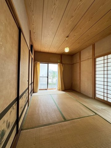 小城町上町貸戸建の和室