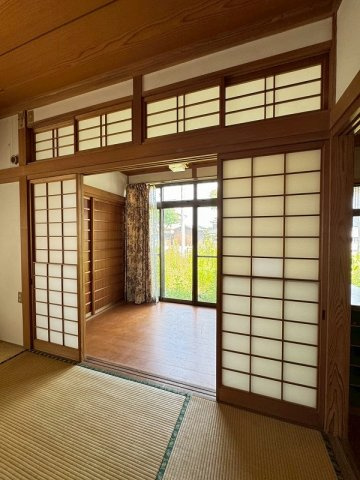 小城町上町貸戸建の和室