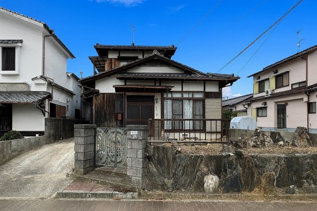小城町上町貸戸建の外観