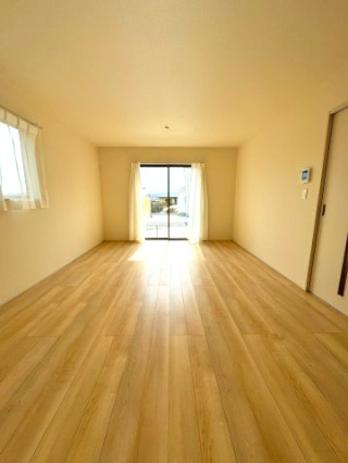 沼津市中沢田Ⅰ　新築戸建　全6棟　C棟　　の居間・リビング