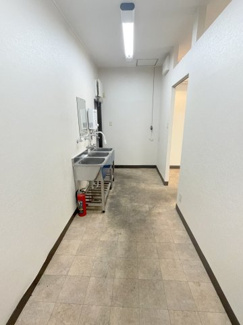 【内装】 | 伊丹中央貸店舗　西側