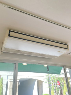 【設備】 | 伊丹中央貸店舗　西側 | 【残置物】　※ご入居時確認事項あり
エアコン2基　／　ダウンライト