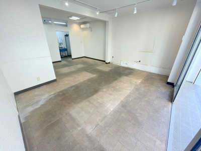 【内装】 | 伊丹中央貸店舗　西側