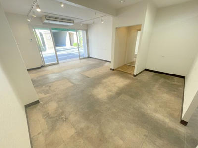 【内装】 | 伊丹中央貸店舗　西側