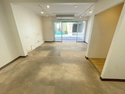 【内装】 | 伊丹中央貸店舗　西側