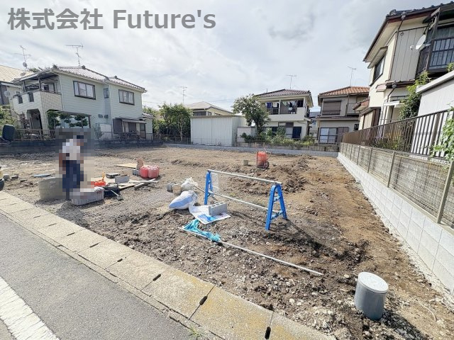 吉川市中曽根1丁目　新築戸建　全2棟　1号棟の外観|現地の写真になります。