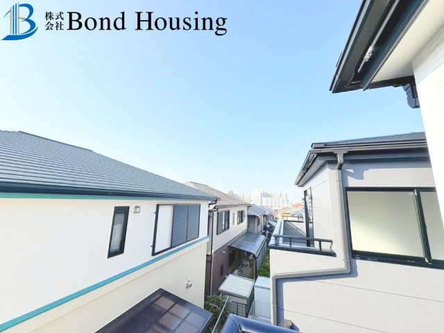 小中学校徒歩10分圏内・長期優良住宅　学園東町　全2棟　2号棟のバルコニー