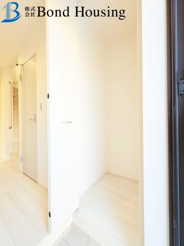 小中学校徒歩10分圏内・長期優良住宅　学園東町　全2棟　2号棟の収納