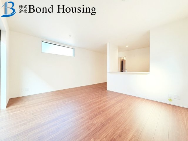 小中学校徒歩10分圏内・長期優良住宅　学園東町　全2棟　1号棟の居間・リビング