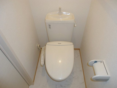 【トイレ】 | あけぼの６番館やまさ B棟 | 温水洗浄暖房便座