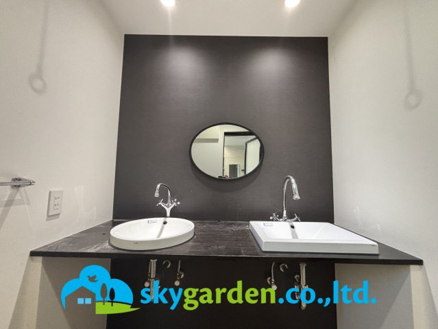 秦野市ひばりケ丘　中古戸建の独立洗面台