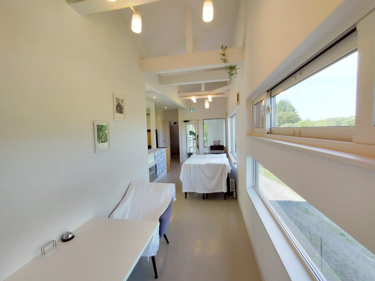 鶴居村字幌呂原野南6線　店舗兼住宅の内装