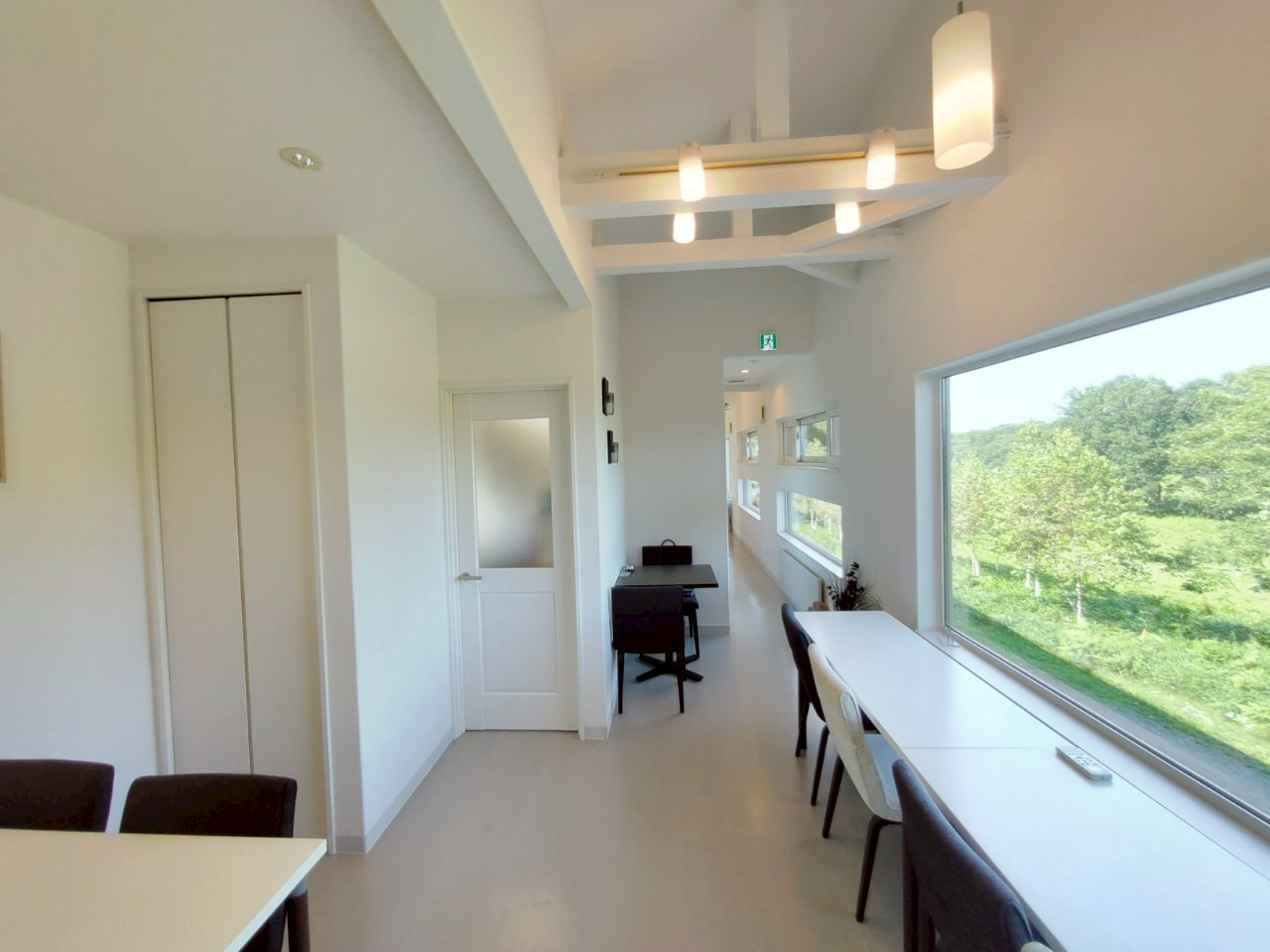 鶴居村字幌呂原野南6線　店舗兼住宅の内装