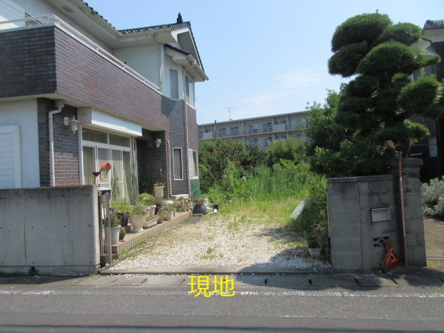 中古戸建　熊谷市久下1701-1の駐車場