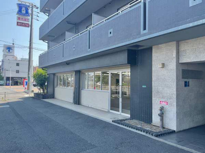 【エントランス】 | クリアグラン　出島浜通ロードサイド路面店舗
