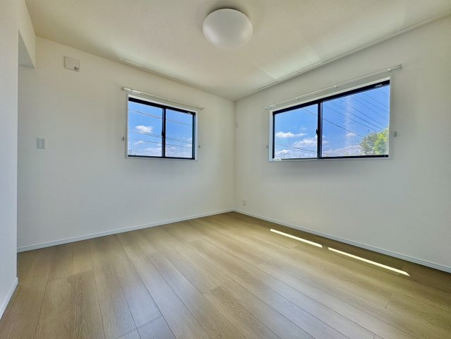 土浦市中新築一戸建ての洋室