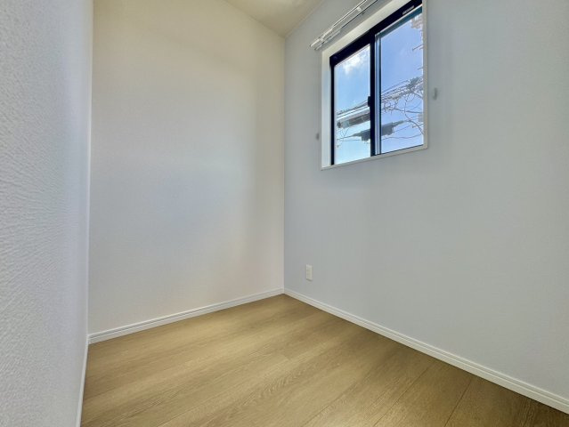 土浦市中新築一戸建ての洋室