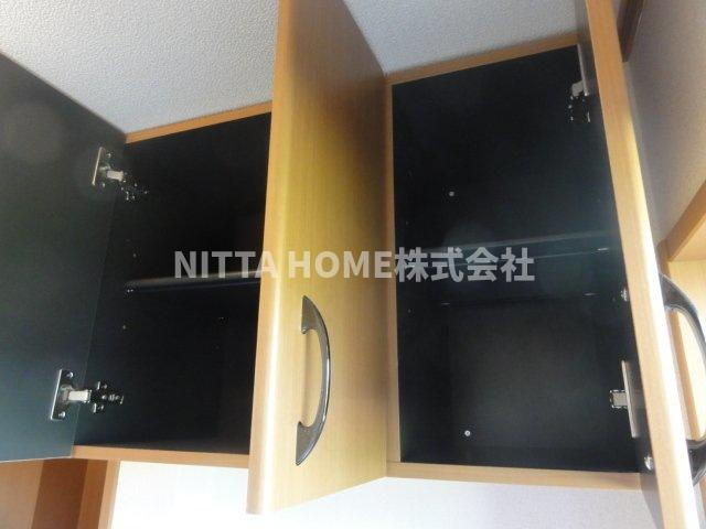 ロワールコートの収納|上部収納です◎