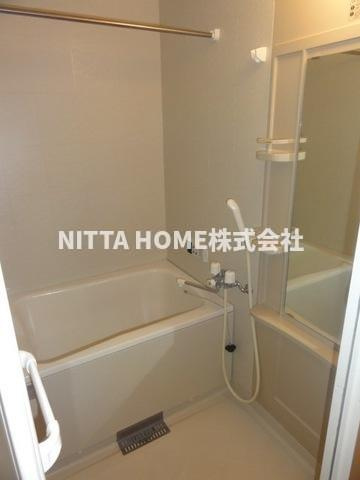 ロワールコートの浴室|追い焚きや浴室乾燥機能付きのバスルーム(*^-^*)