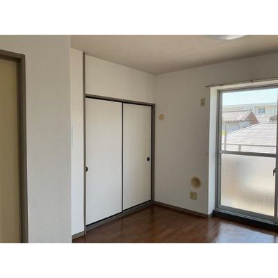 【居間・リビング】 | ガーデンムツミB | おしゃれなリビングです