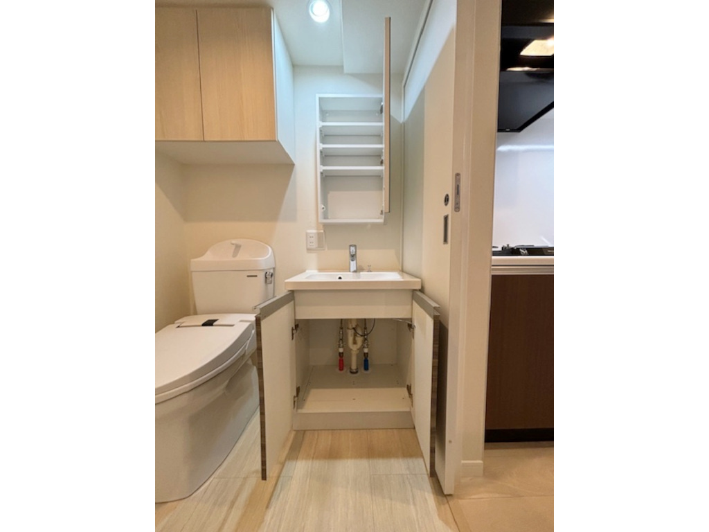 R.hours Sasazukaの内装