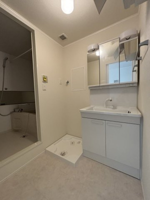 【洗面所】 | Lino Mikage