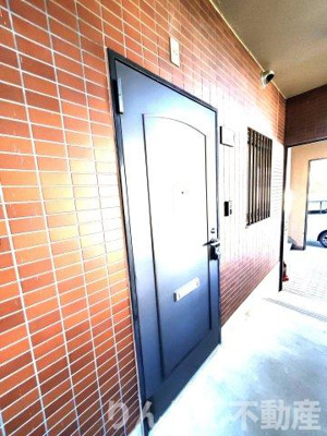 【玄関】 | レジデンスイマイⅡ | シンプルで使いやすい玄関です