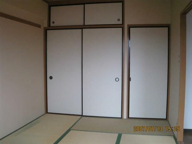 ニュー原木マンションの収納