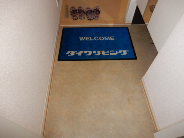 パークハイム参番館　Ｂ棟の玄関
