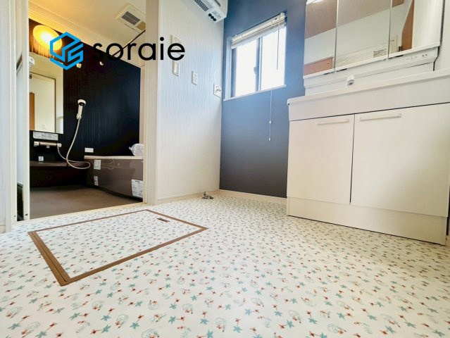 川越市小堤　中古住宅の脱衣所