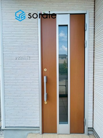 川越市小堤　中古住宅の玄関