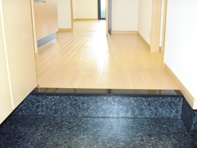 Ｙ・Ｓ　Ｃｒｅｃｉａの玄関|玄関