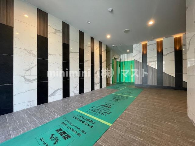 エスリード難波AGREAのロビー