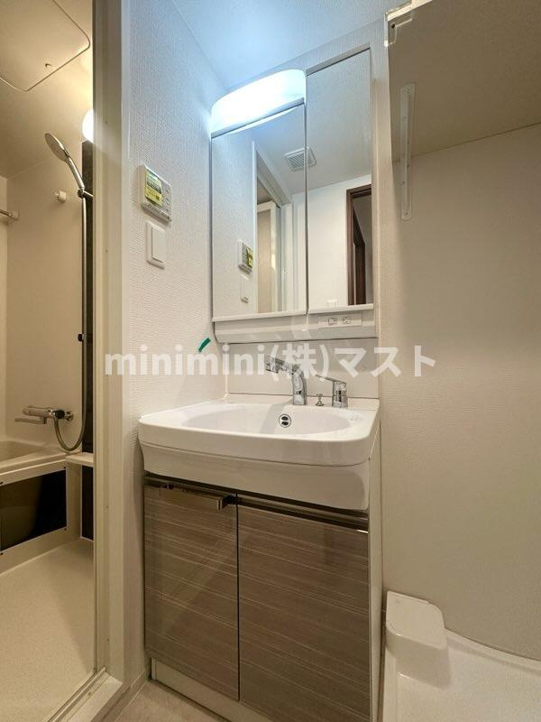 エスリード難波AGREAの洗面所