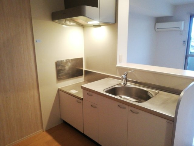 グラン・ドミール古賀 B棟のキッチン|使い勝手の良いカウンターキッチン♪