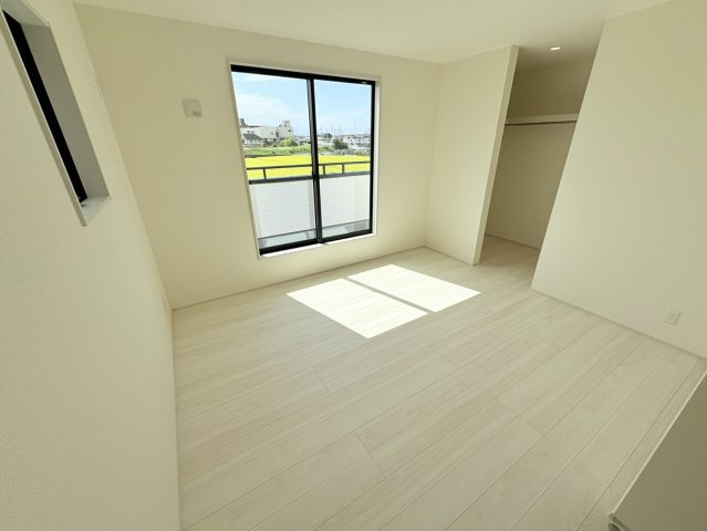 ☆神戸市西区玉津町高津橋　新築戸建☆の洋室