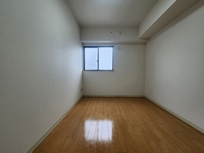 グレースメゾン小牧ヒルズの洋室|東側の真ん中の洋室です。