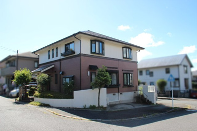 【外観】 | 大津市和邇春日1丁目879-22　中古戸建 | 三方角地を確認頂ける外観