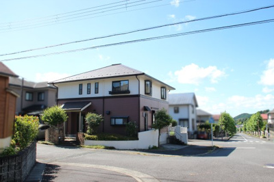 【前面道路含む現地写真】 | 大津市和邇春日1丁目879-22　中古戸建 | 北側、及び西側道路