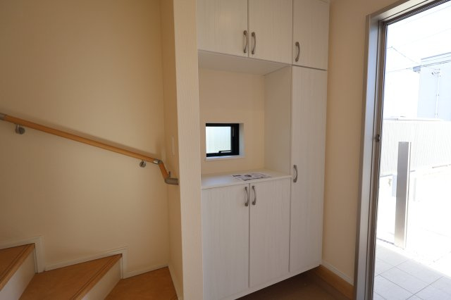 《仲介手数料無料》上尾市中分１丁目27-6(A号棟)新築一戸建てハートフルタウン