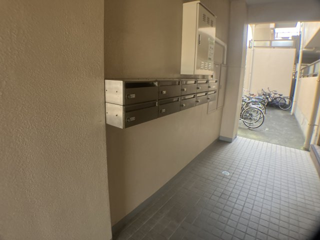 アムール武蔵浦和のロビー