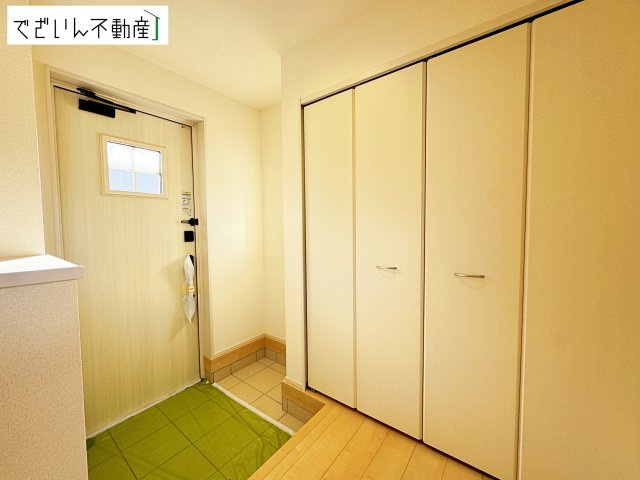 【玄関】 | Livele Garden.S寄居町露梨子　新築住宅 | ≪5号棟≫
現地(2025年12月撮影)