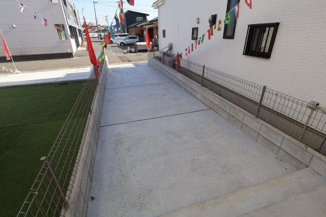 《仲介手数料無料》上尾市中分１丁目27-6(B号棟)新築一戸建てハートフルタウン