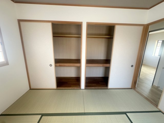 三宅町戸建の収納