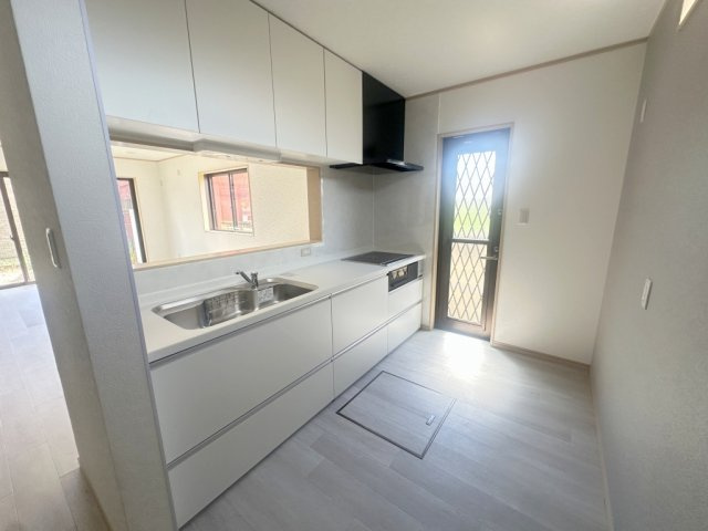 三宅町戸建のキッチン