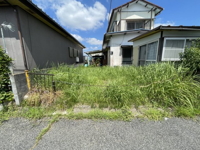 東金市台方中古戸建の駐車場