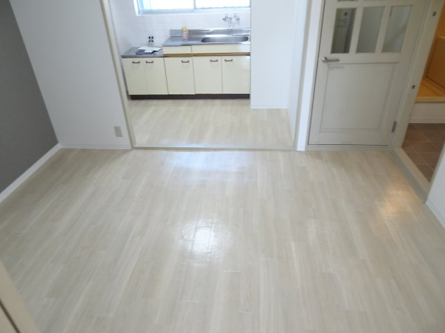 アメニティパークAの居間・リビング